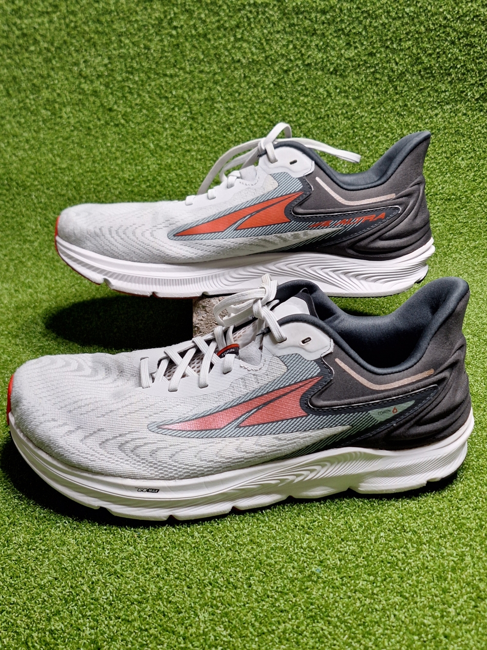 Altra Mens Size 10 Torin 6 Grey Road Running Shoes Athletic Gym Comfort Sneakers